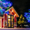 3 TIPS FOR INSTALLING COMMERCIAL CHRISTMAS LIGHTS LIKE A PRO
