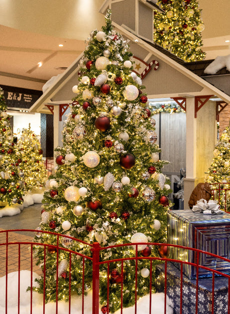 Pre-Decorated Christmas Themes