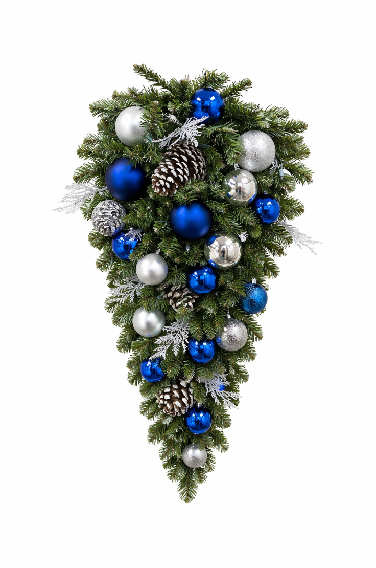 Frosted Pine Cones